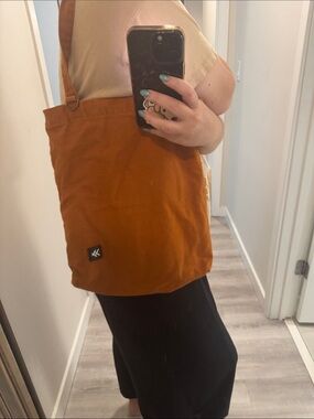 Canvas Shoulder Tote in Burnt Orange